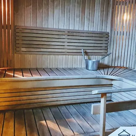 Modern With Sauna And Fast Internet